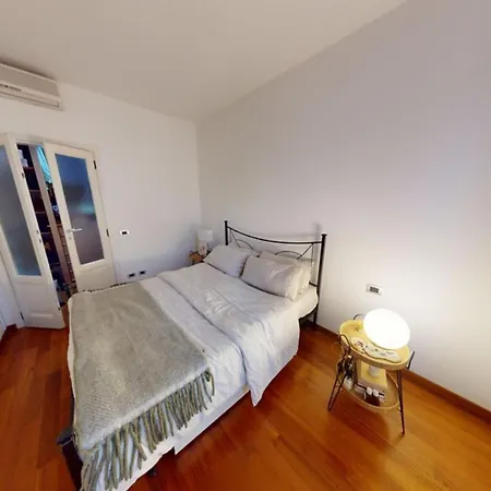 Apartment De Angeli *